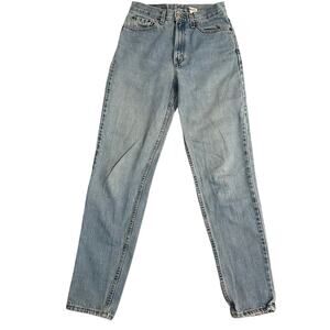 Vintage Levi's women light wash 512 slim fit tapered leg jeans size 8 L